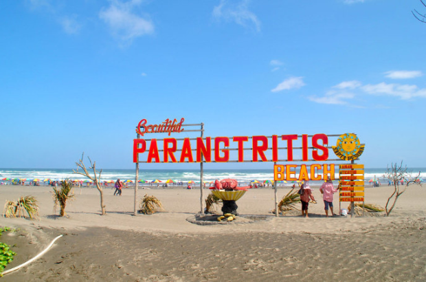 Pantai Parangtritis