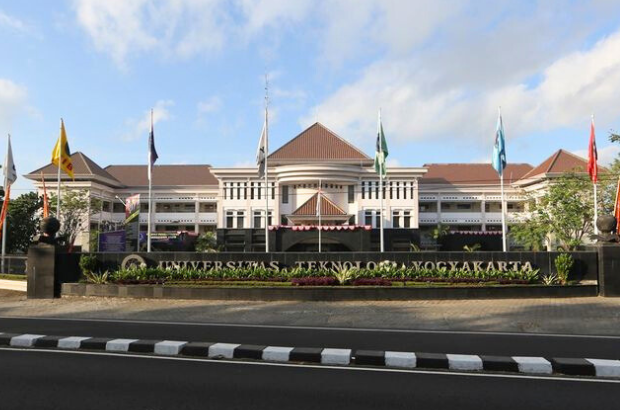 Universitas Teknologi Yogyakarta (UTY)