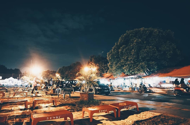 Kuliner Lesehan Alun-Alun Kidul Yogyakarta