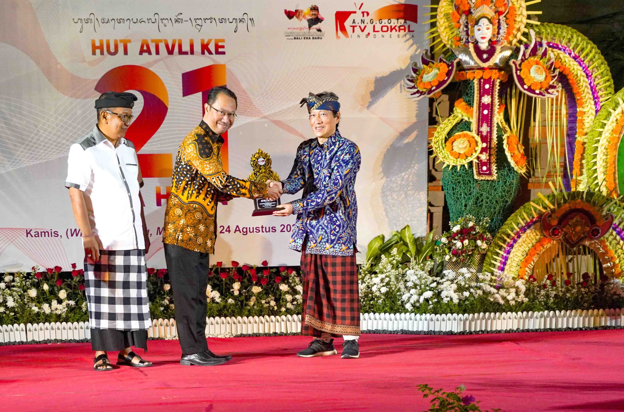 Sri Sultan HB X Meraih Penghargaan Tertinggi ATVLI Awards