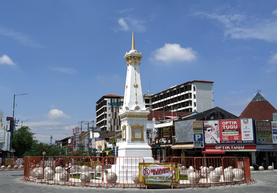 tugu Yogyakarta yang sangat ikonik