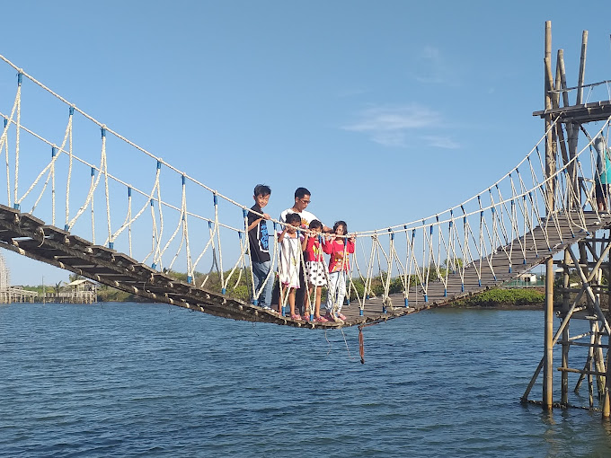 Spot Foto wisata Mangrove jembatan api 