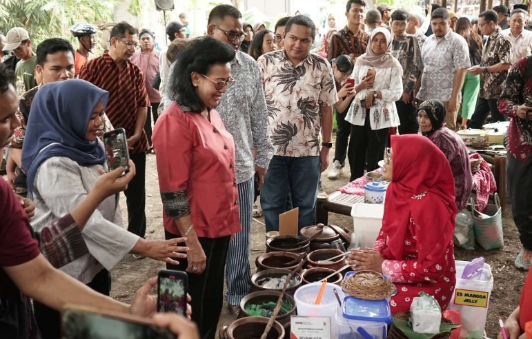 Pemkab Sleman Luncurkan Pasar Sabtu Minggu Kali Ledhek Maguwoharjo Sleman