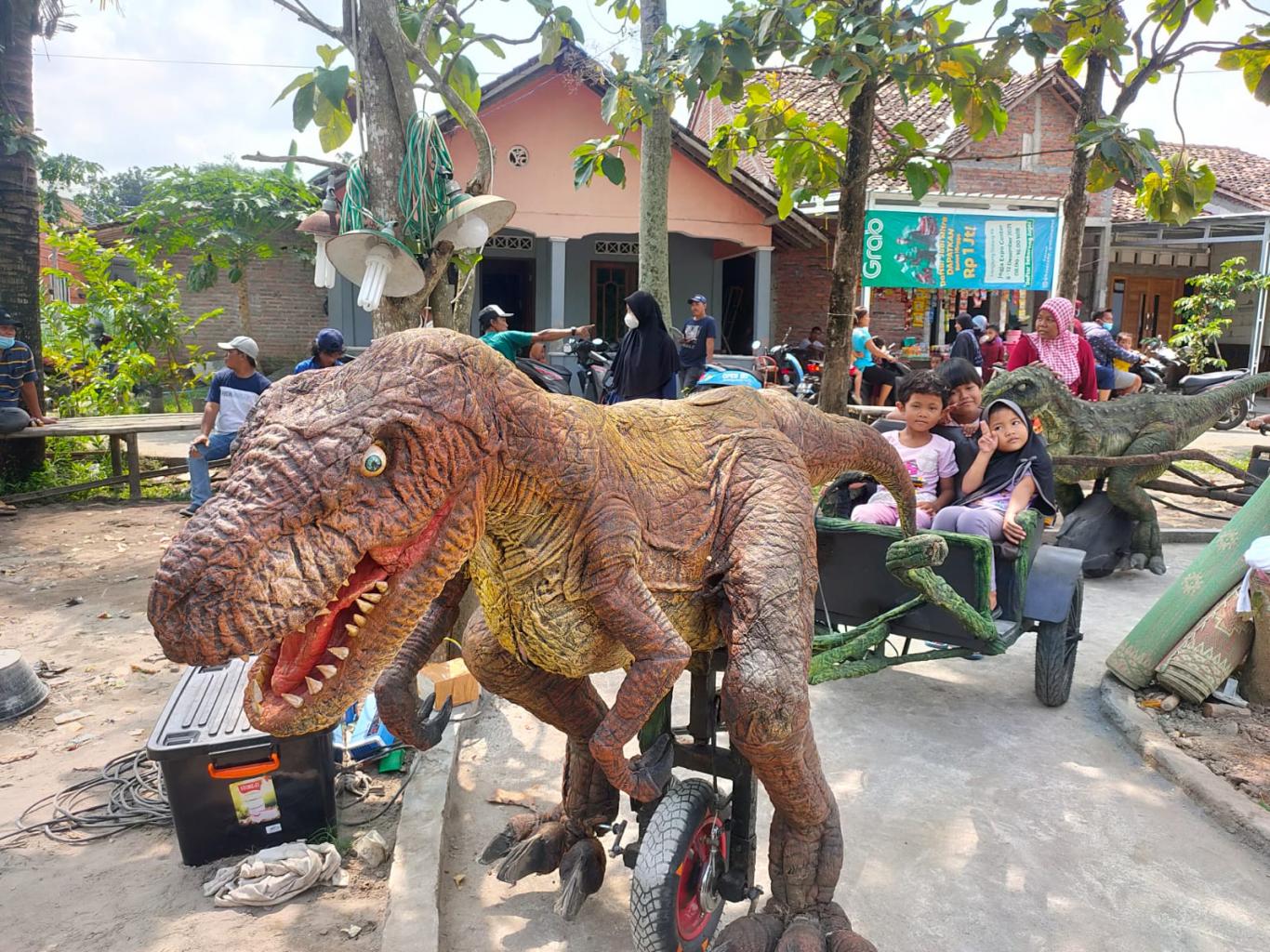 Taman Dinosaurus Potorono