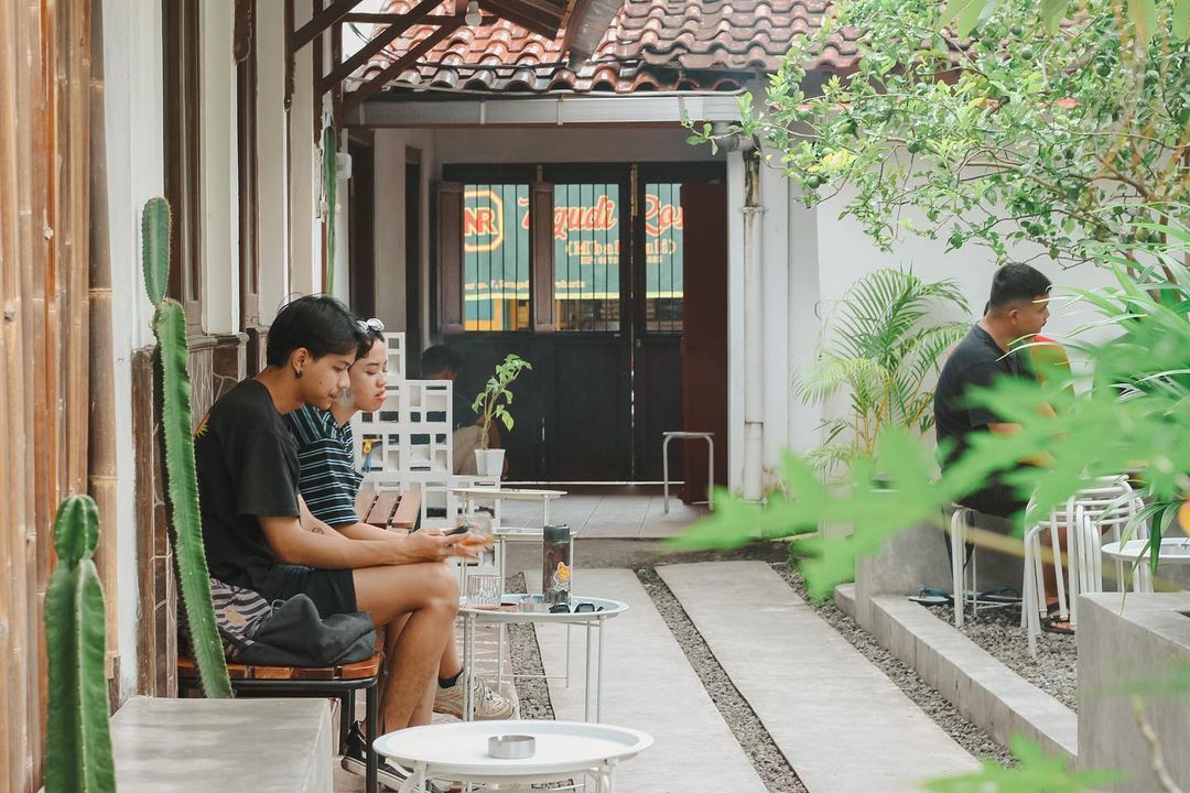 5 Tempat CoffeShop Wajib Isi Long Weekend Di Jogja !