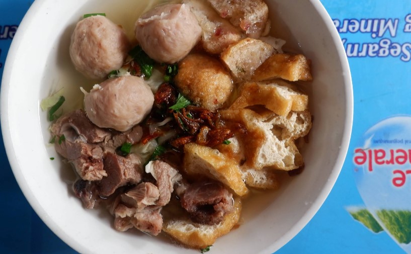 7 Tempat Makan Bakso di Jogja yang Terjangkau dan Enak: Lengkap dengan Lokasi dan jam Buka 2 Bakso Pak Tris