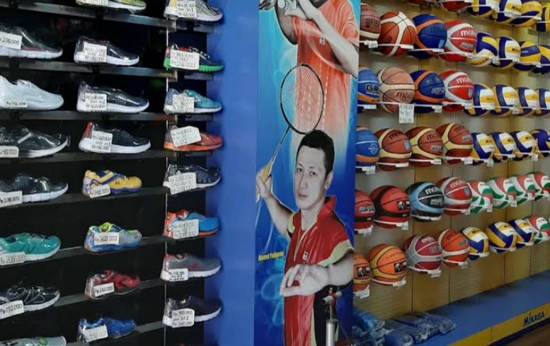 7 Tempat Jual perlengkapan Olahraga di Jogja Lengkap, Harga dan Lokasi! 2 Garuda Sports & Musik