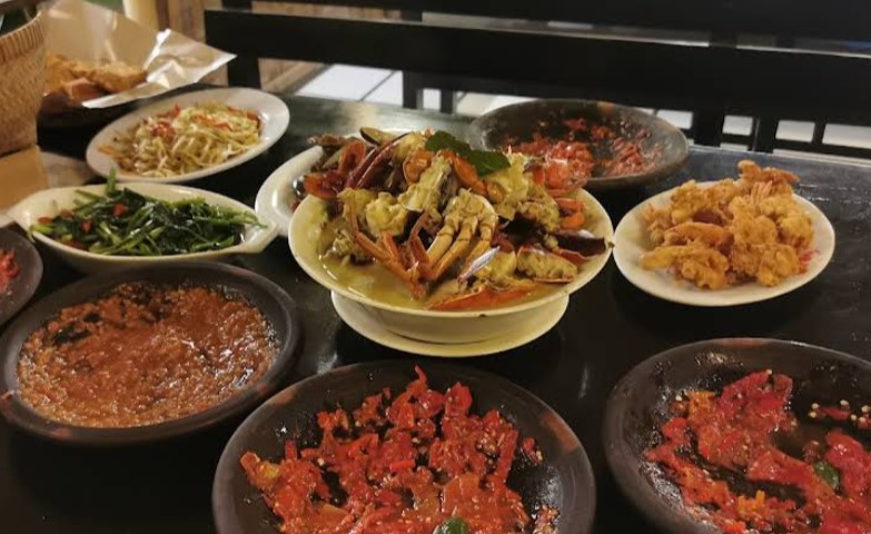 7 Tempat Makan Seafood Enak dan Murah di Jogja Lengkap dengan Harga dan Lokasinya! 3 Kepiting Cak Gundul