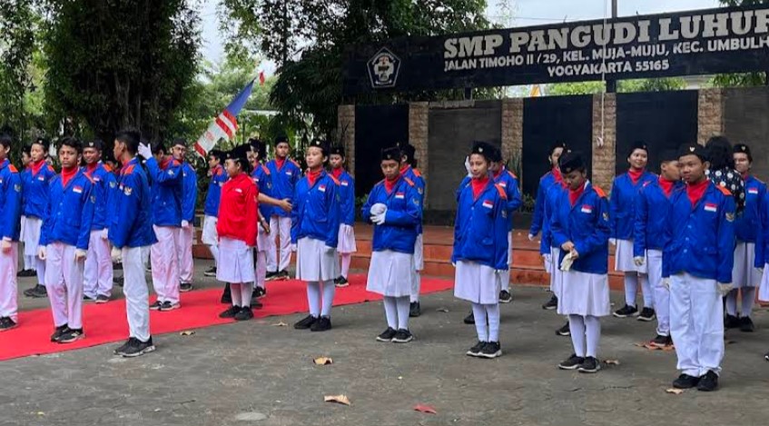 8 SMP Terbaik di Jogja yang Unggul di Ekskul Paskibra dan Segudang Prestasi 3 SMP Pangudi Luhur 1 Yogyakarta