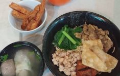 Mie Ayam Grabyas Pak Gendut