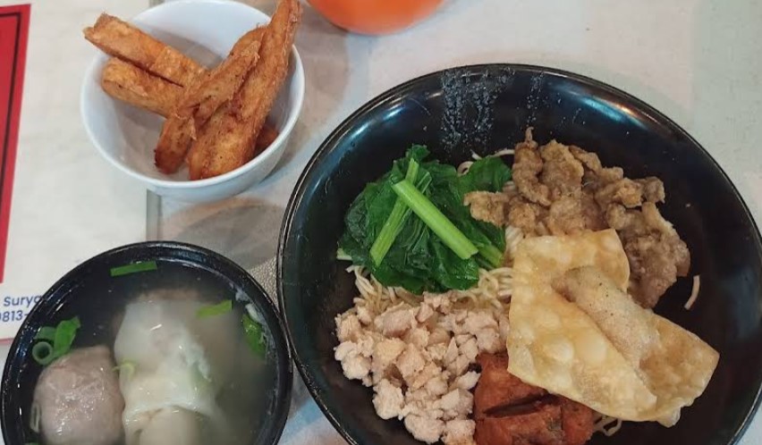 Mie Ayam Grabyas Pak Gendut