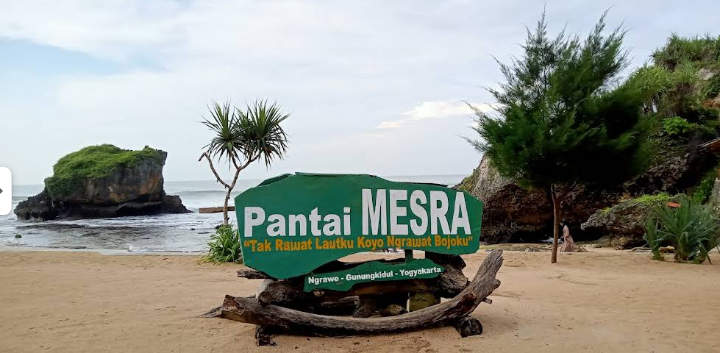9 Pantai Pasir Putih Jogja Indah dan Eksotis, Jadi Favorit Wisatawan 8 Pantai pasir putih Jogja