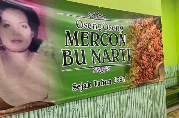 Oseng Mercon Bu Narti