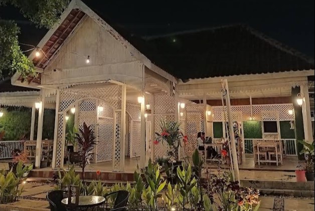 7 Cafe Hidden Game di Jogja Terbaik Lengkap dengan Lokasi dan Harganya! 6 Secret Garden Coffee and Chocolate