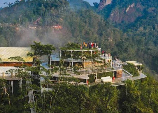 7 Wisata Alam di Jogja yang Menarik Lengkap dengan Biaya Masuk dan Lokasinya 6 Tumpeng Menoreh