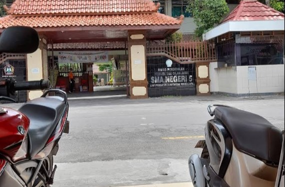 7 SMA Negeri Terbaik di Jogja, Fasilitas dan Kurikulum Terbaik 6 SMA Negeri 5 Yogyakarta