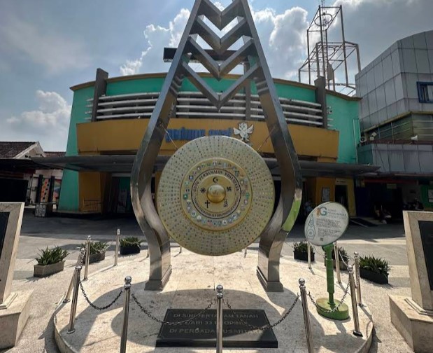 10 Wisata Jogja Dekat Stasiun Tugu Paling Hits dan Instagramable 6 Taman Pintar
