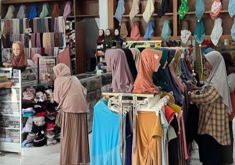 Taman Bunga Busana Muslim