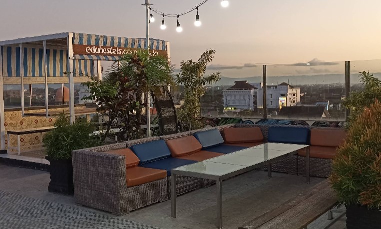7 Hotel Murah di Jogja Harga Dibawah 1 Jutaan Lengkap dengan Fasilitasnya! 7 EDU Hostel Jogja