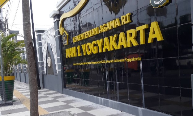 8 SMA Favorit di Jogja yang Dilengkapi Ekskul Futsal 8 MAN 1 Yogyakarta