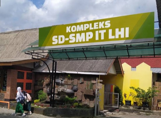 SDIT LHI (Lembaga Hidayatullah Indonesia)
