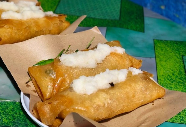 7 Kuliner Viral di Jogja yang Murah dan Banyak Dicari Wisatawan: Lengkap dengan Harga, Menu dan Lokasinya!! 8 Lumpia Samijaya