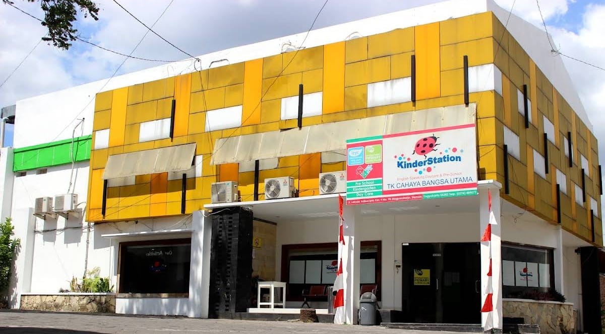 10 Daftar Sekolah Internasional Terbaik di Jogja: Biaya dan Fasilitas Lengkap 5 Daftar sekolah international terbaik di Jogja