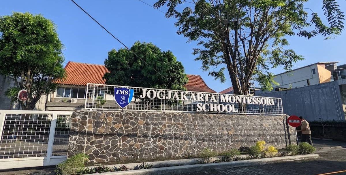 10 Daftar Sekolah Internasional Terbaik di Jogja: Biaya dan Fasilitas Lengkap 6 Daftar sekolah international terbaik di Jogja