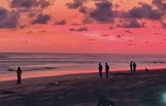 Potensi Wisata Malam Parangtritis DIY