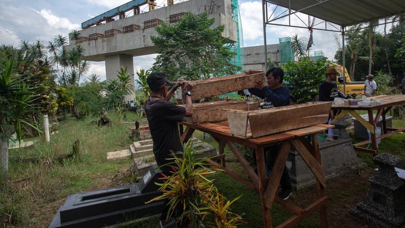 Relokasi 190 Makam Proyek Tol Jogja-Bawen