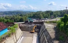 Pembangunan underpass Breksi yang terhubung Exit Toll Bokoharjo