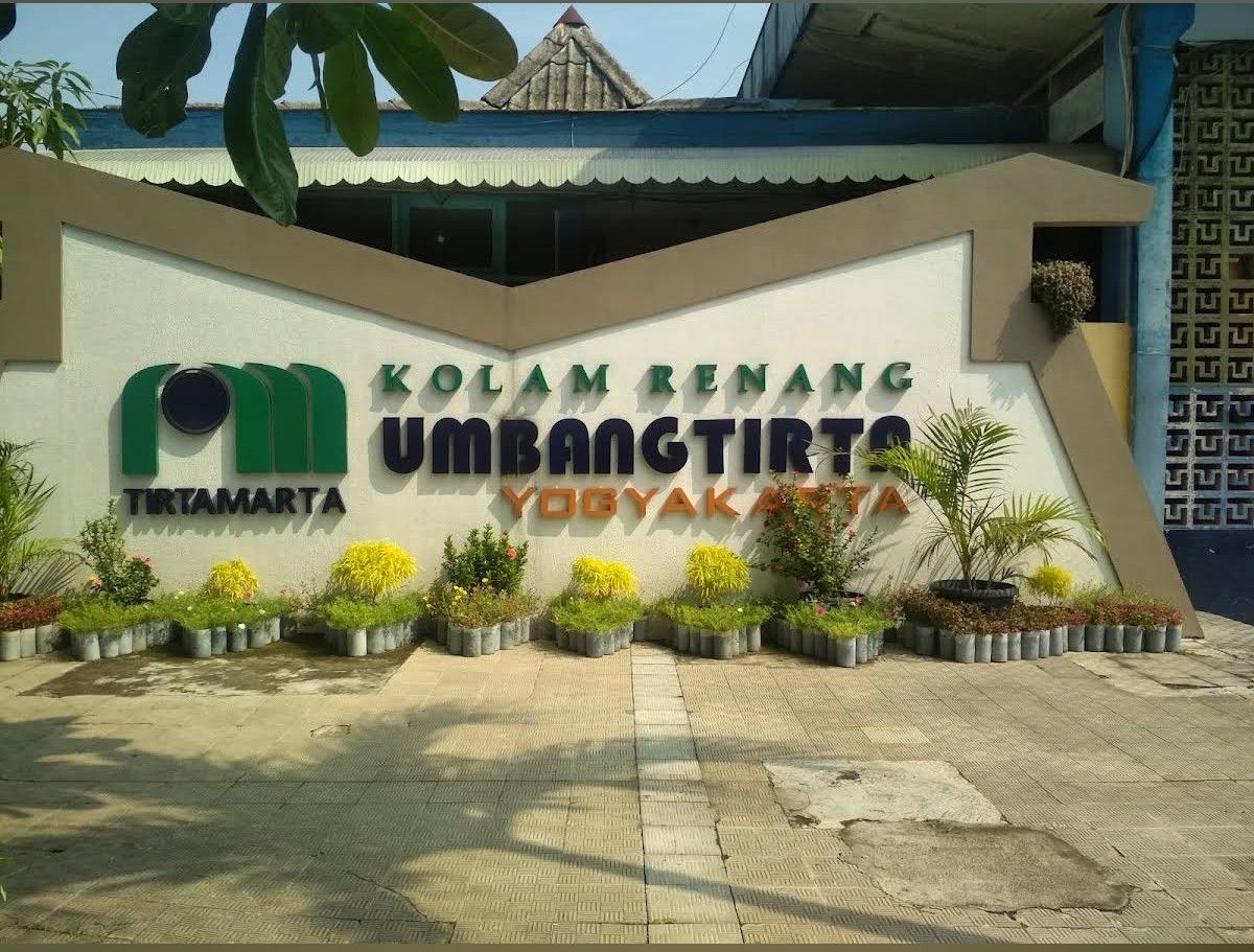 10 Tempat Kolam Renang Jogja Murah dan Seru untuk Anak-anak 2 Kolam Renang Jogja