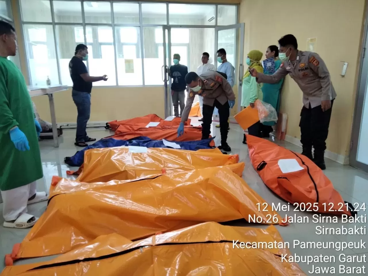 Empat prajurit TNI AD yang menjadi korban ledakan di Garut akan disemayamkan pada hari ini, Selasa (13 Mei 2025)