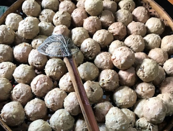 8 Tempat Makan Bakso yang Lezat di Gunung Kidul, Cek Lokasi dan Jam Bukanya! 2 Bakso Pak Man – Paliyan