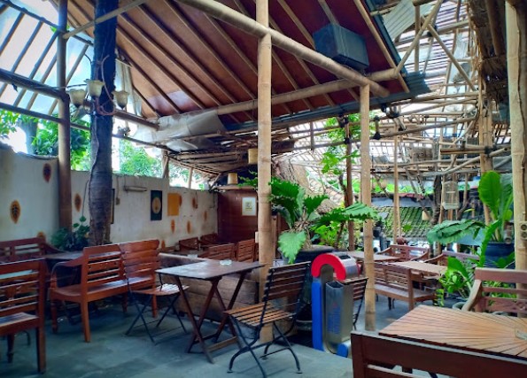 Warkop Semesta