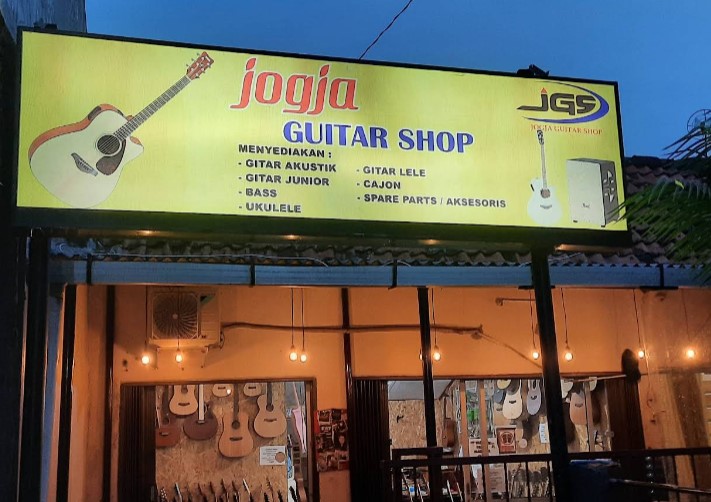 8 Toko Alat Musik di Jogja yang Lengkap dan Berkualitas 3 Jogja Guitar Shop