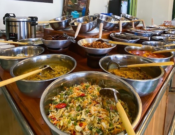 8 Warung Nasi di Jogja yang Lauknya Enak dan Murah, Pasti Jadi Favorit! 3 Warung Eswe