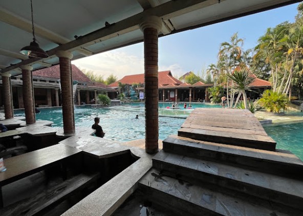 8 Tempat Kuliner Favorit Anak-Anak di Jogja yang Cocok Dikunjungi Saat Liburan Sekolah! 4 Banyu Mili Resto