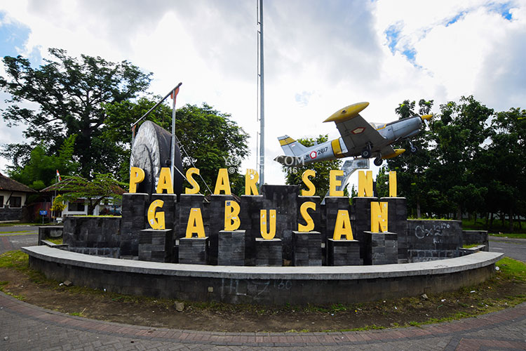 8 Tempat Beli Oleh-Oleh Khas Sleman yang Terkenal dan Harga Terjangkau 4 Pasar Seni Gabusan