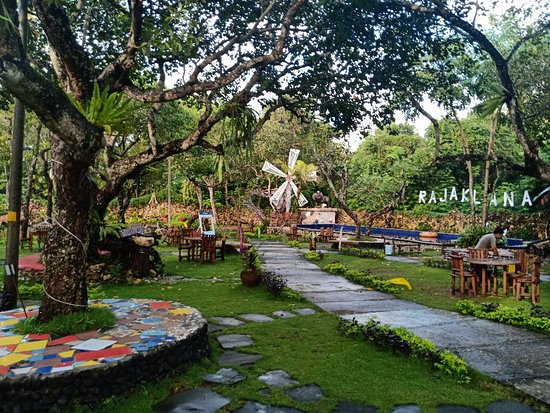 8 Tempat Kuliner Favorit Anak-Anak di Jogja yang Cocok Dikunjungi Saat Liburan Sekolah! 5 Rajaklana Resto