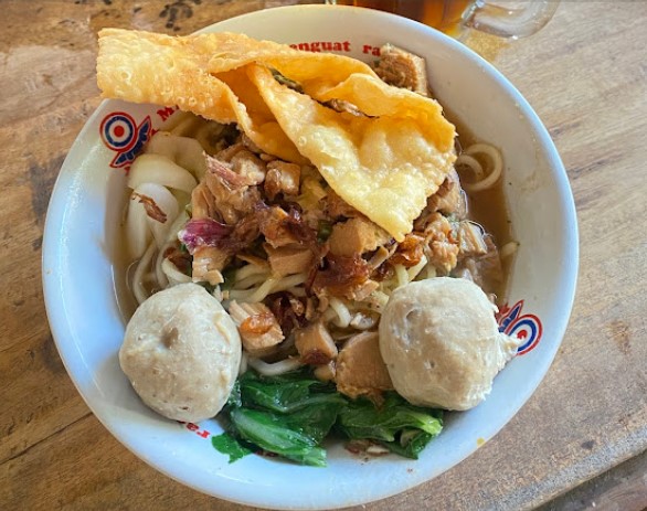 7 Tempat Makan Mie Ayam yang Enak di Gunung Kidul: Lengkap dengan Harga dan Lokasinya! 5 Mie Ayam Bakso Prima Rasa – Semanu
