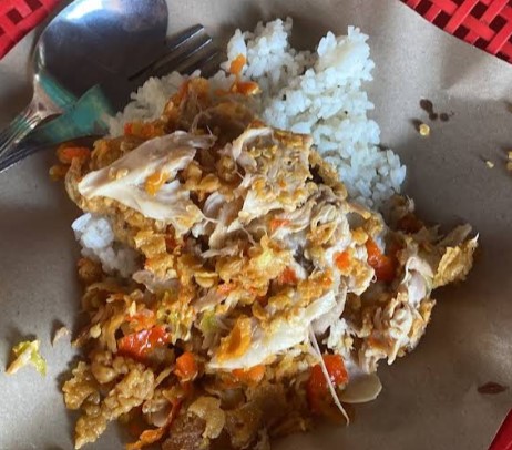 8 Warung Nasi di Jogja yang Lauknya Enak dan Murah, Pasti Jadi Favorit! 6 Ayam Geprek Bu Rum