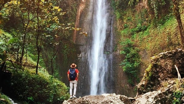 7 Wisata Air Terjun Gunung Kidul yang Menakjubkan Keindahan Alam untuk Wisatawan 8 Air Terjun Sidoharjo