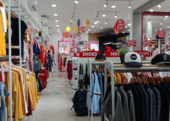 7 Distro Fashion Pria di Jogja yang Stylish dan Tak Ketinggalan Zaman 8 3 Second Store (Cenderawasih)