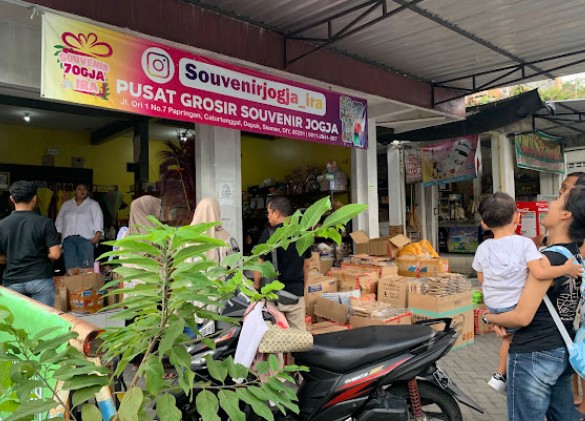 8 Toko Souvenir Pernikahan di Jogja yang Menarik dan Harganya Terjangkau 8 Souvenir Jogja Ira