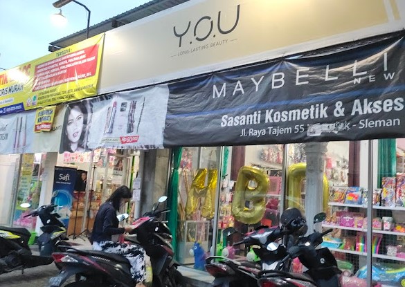 Sasanti Kosmetik & Aksesoris