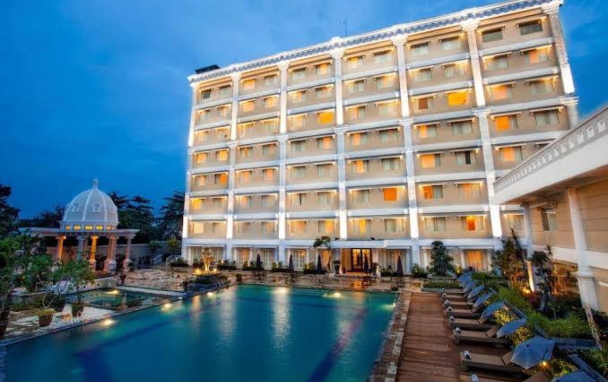 Hotel ada kolam renang di Jogja