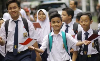 Ilustrasi pelajar SMP