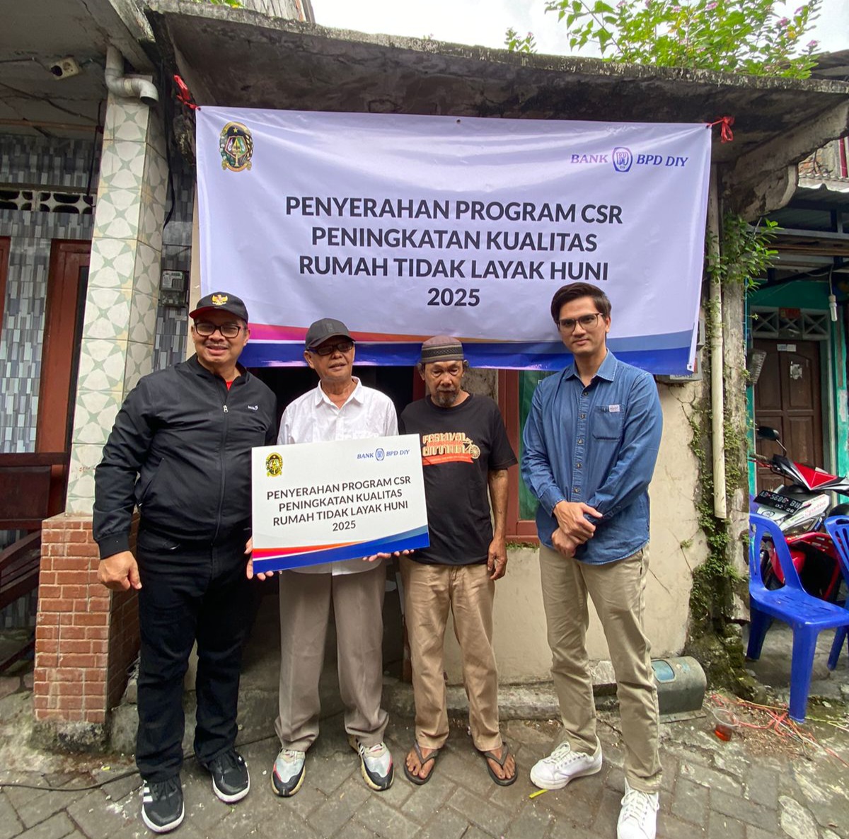 Penyerahan Program CSR Peningkatan Kualitas Rumah Tidak Layak Huni: 2025 (Source Warta Jogja Kota)