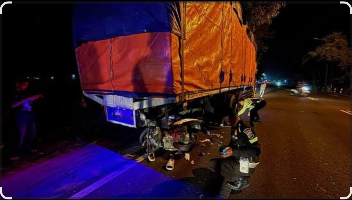 Truk Parkir Sebabkan kecelakaan di Kulon Progo